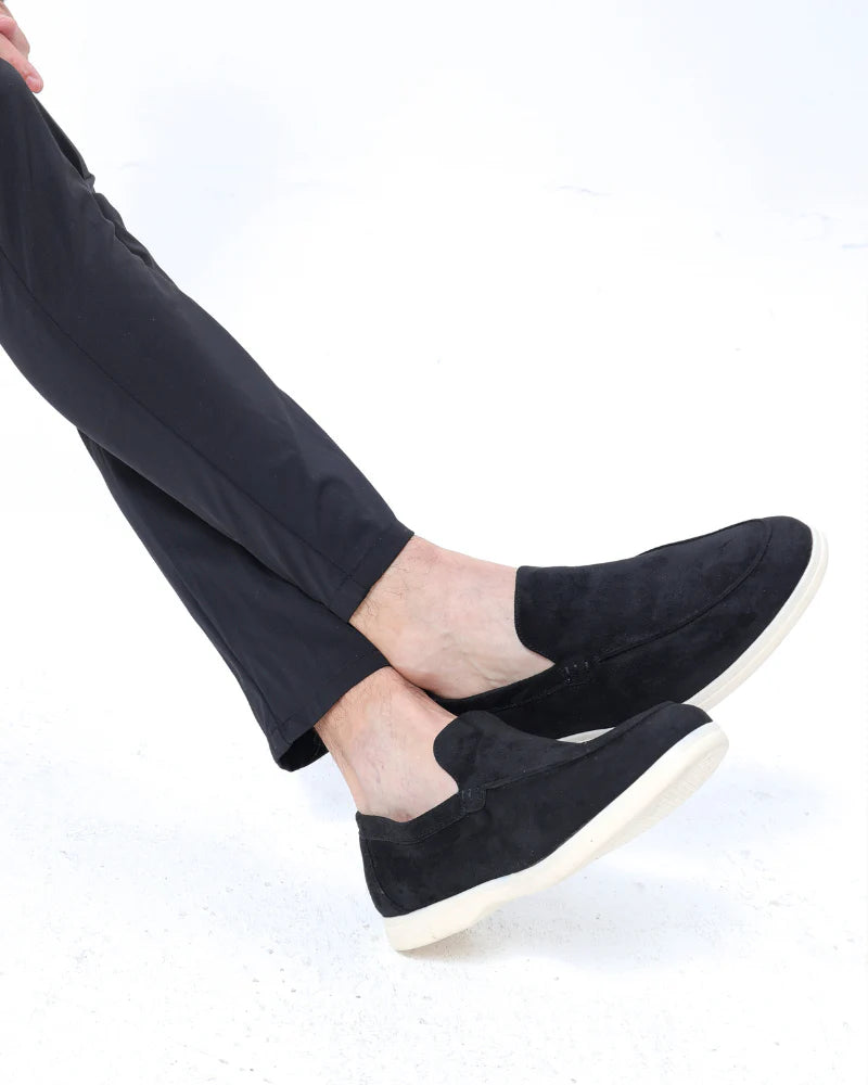 Classic Suède Loafers